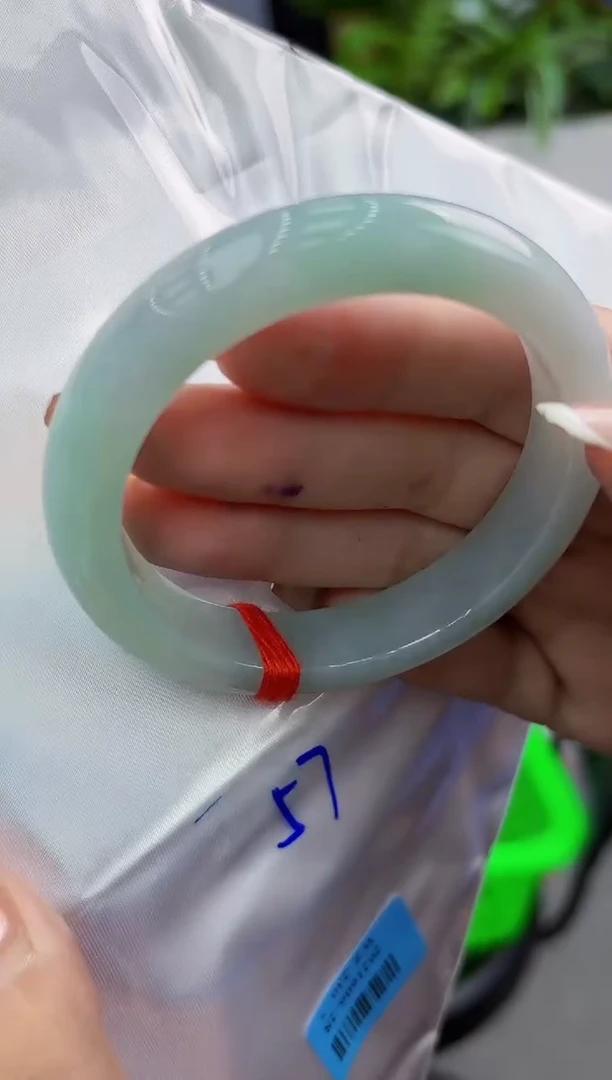 【闪购商品】翡翠手镯未镶嵌翡翠手镯