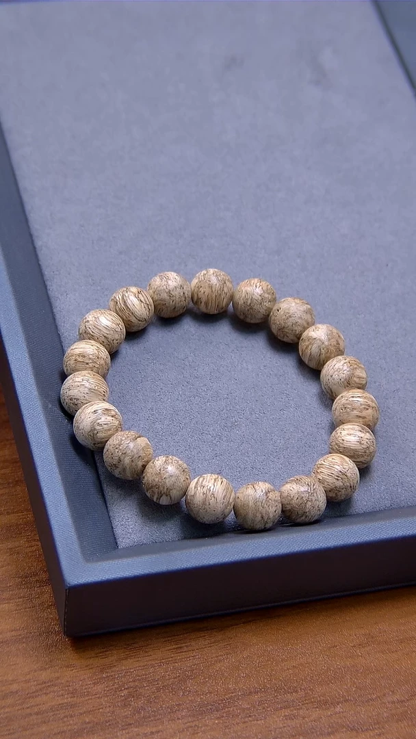 沉香手串达拉干1.1/虎斑留疤虫漏标本