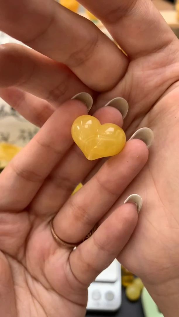 琥珀未镶嵌珠宝奇石022琥珀蜜蜡微瑕