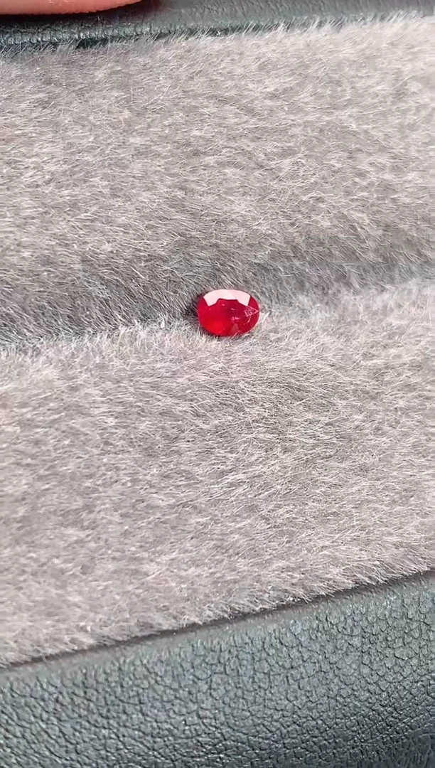 裸石红宝石9.9天然红宝石