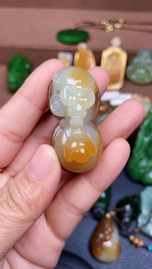 颈饰未镶嵌和田玉F1026