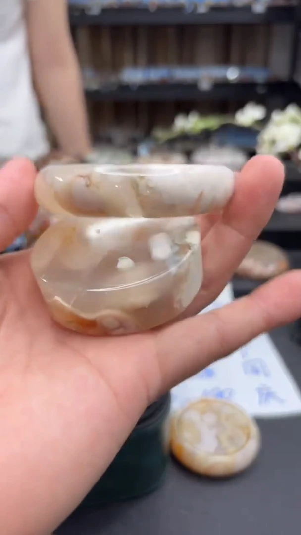 未镶嵌手镯石英质玉442(59圈赠送镯心)