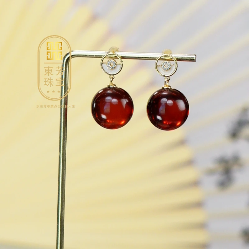 東芳珠宝-琥珀缅甸天然琥珀耳钉17mm小众耳饰气质时尚百搭DXE104