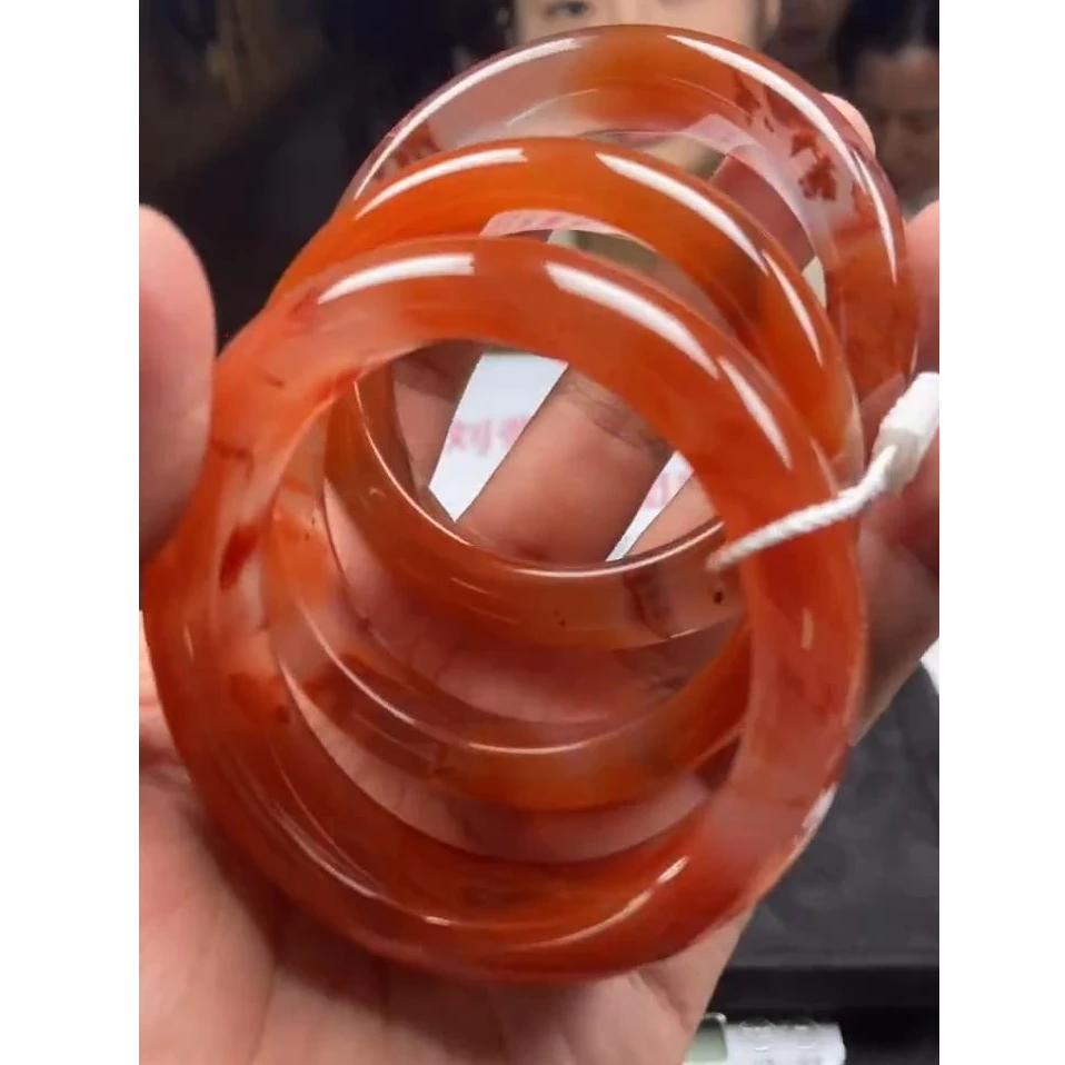 天然南红玛瑙手镯（多样性发其一）（圈口52-60）225FS0117