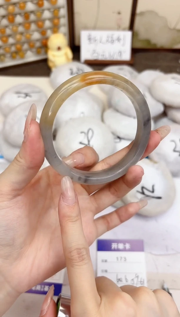 石英质玉手镯未镶嵌173-财气镯-圈口60