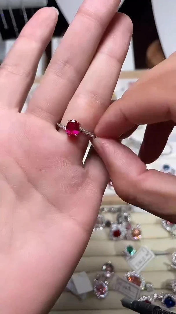 合金合成钻石红宝戒指