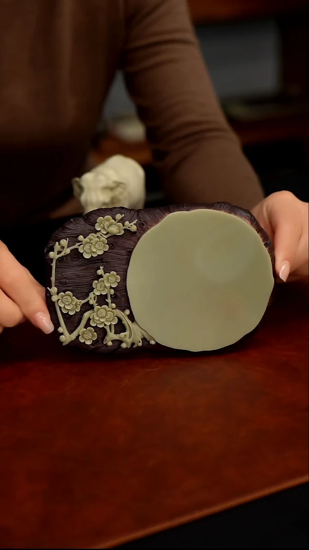 18公分紫袍玉带石梅花壶承