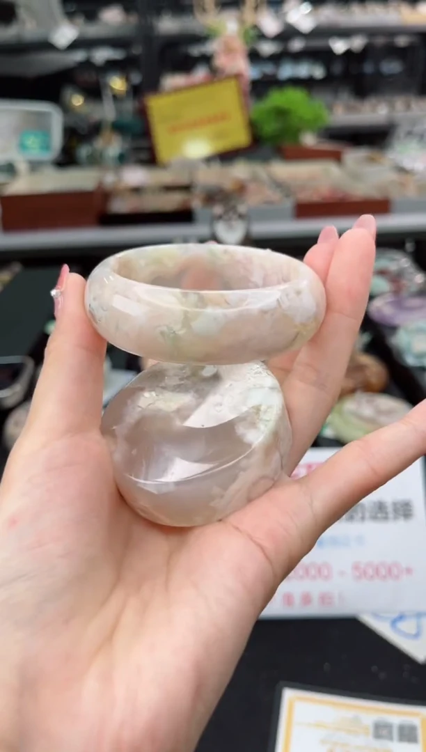 【闪购商品】石英质玉手镯未镶嵌53圈口（赠品镯心）1571013