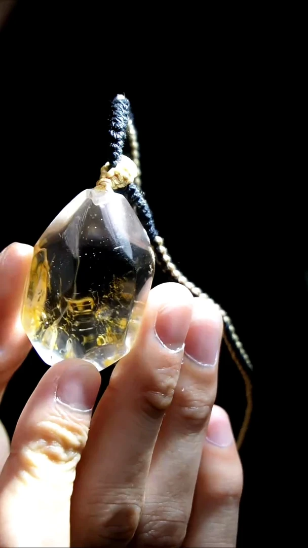 吊坠(赠链)未镶嵌水晶水晶