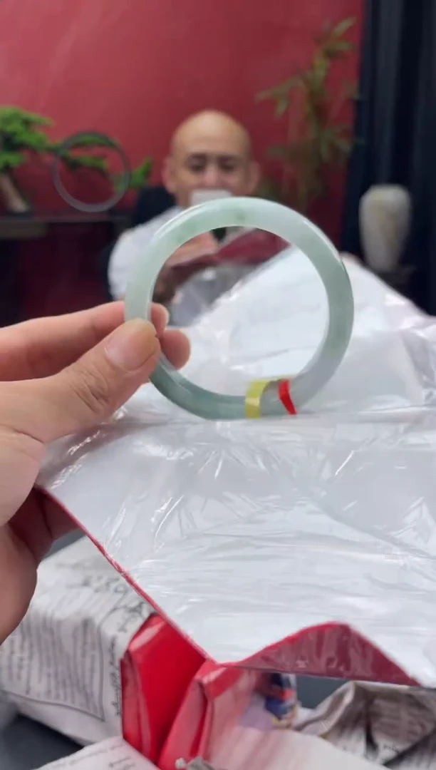 未镶嵌手镯翡翠3