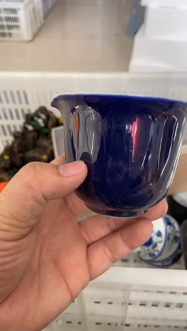 无运费险有瑕疵的摄影的产品有使用过的痕迹有点脏介意勿拍