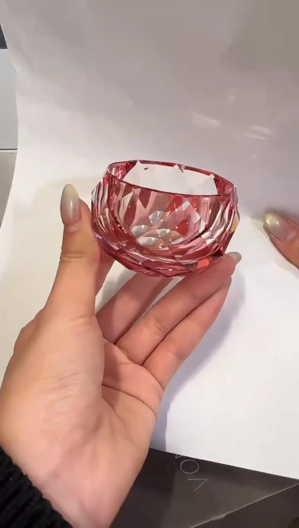 【闪购商品】杯97VON水晶茶杯（红）