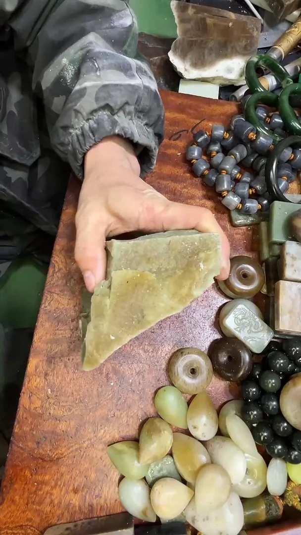 未镶嵌和田玉珠宝半成品1