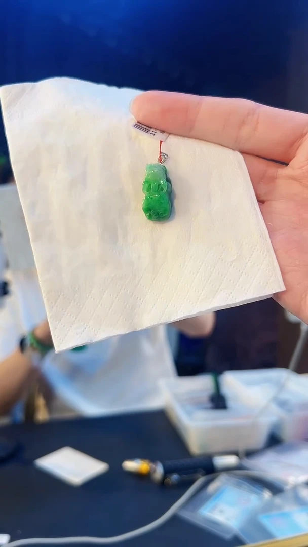 翡翠18K金镶嵌颈饰缅料A货/支持复检/一件