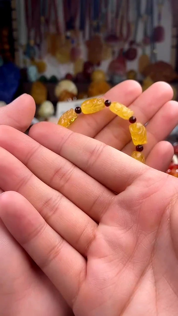 未镶嵌琥珀裸石西*猫(一物一件) 151683