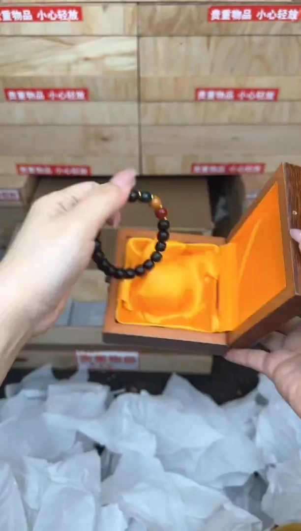 小叶紫檀三色珠商品链接@@SP063