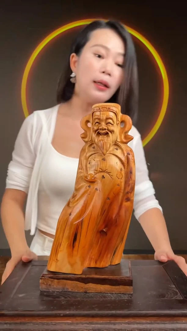柏木（崖柏）手工摆件,先抢先得! 编号:54
