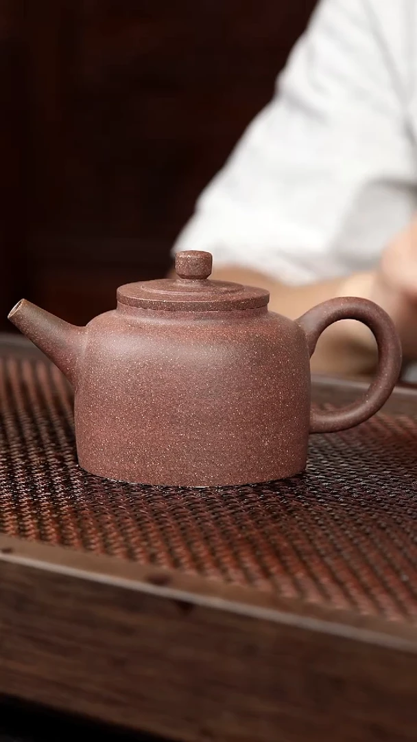 茶壶紫砂岩中泥六拼金钟