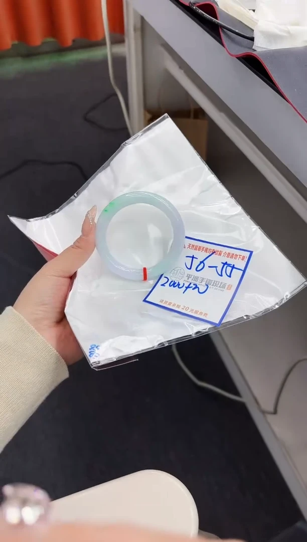 【闪购商品】翡翠手镯未镶嵌11111111111