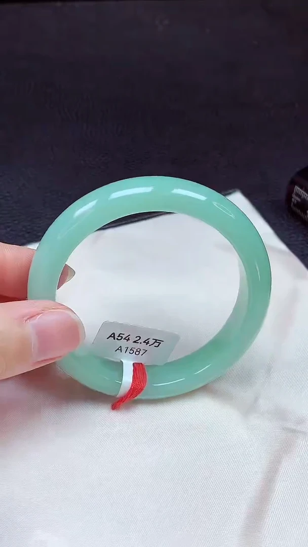 翡翠手镯未镶嵌镯子055+