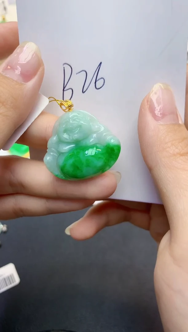 翡翠18K金镶嵌颈饰天然缅甸A货翡翠