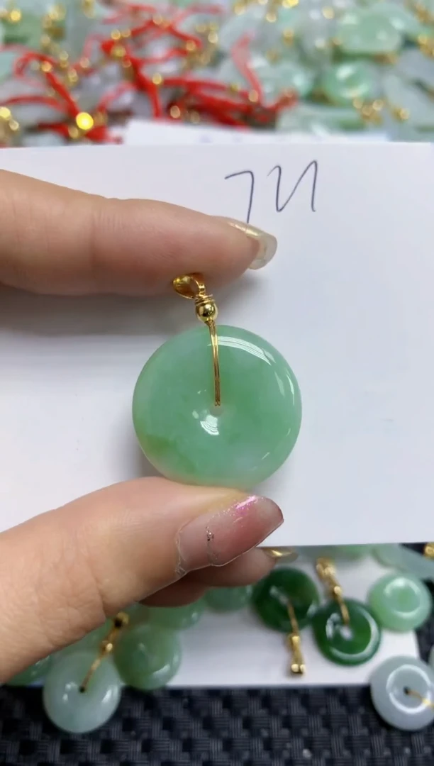 【闪购商品】翡翠颈饰合金天然A货翡翠