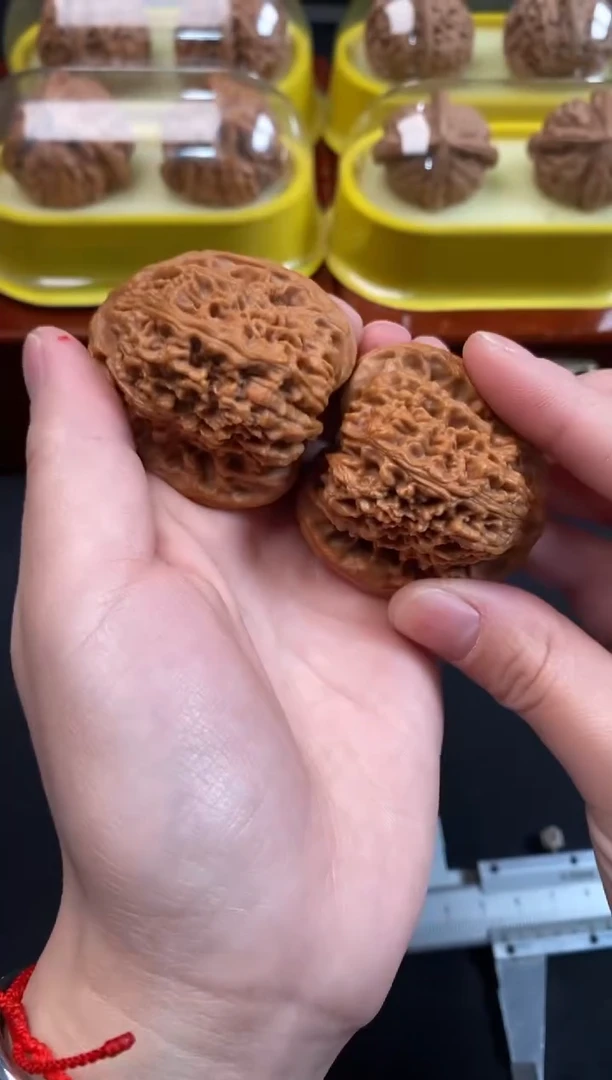 把件文玩核桃南疆石43尺F454