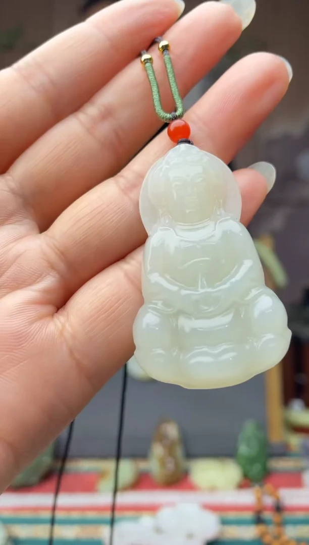 颈饰未镶嵌和田玉拍一发一