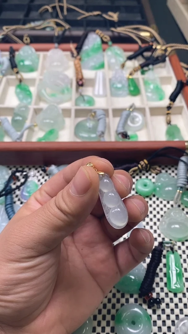 未镶嵌挂件翡翠一物一拍所见即所得