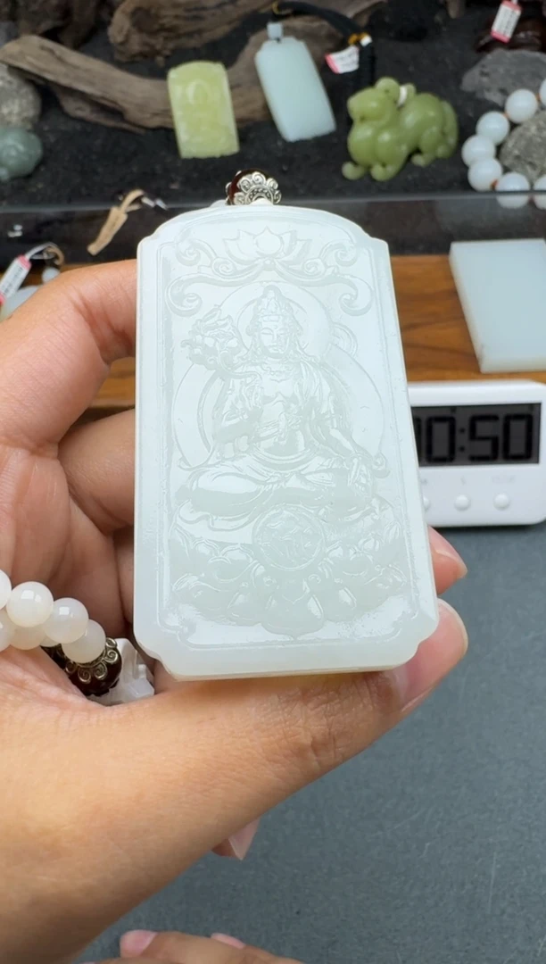 颈饰未镶嵌和田玉1