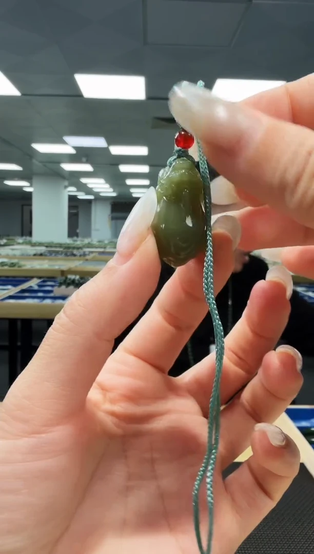 颈饰未镶嵌和田玉和田玉貔貅 QY-PXA2  多样性发一