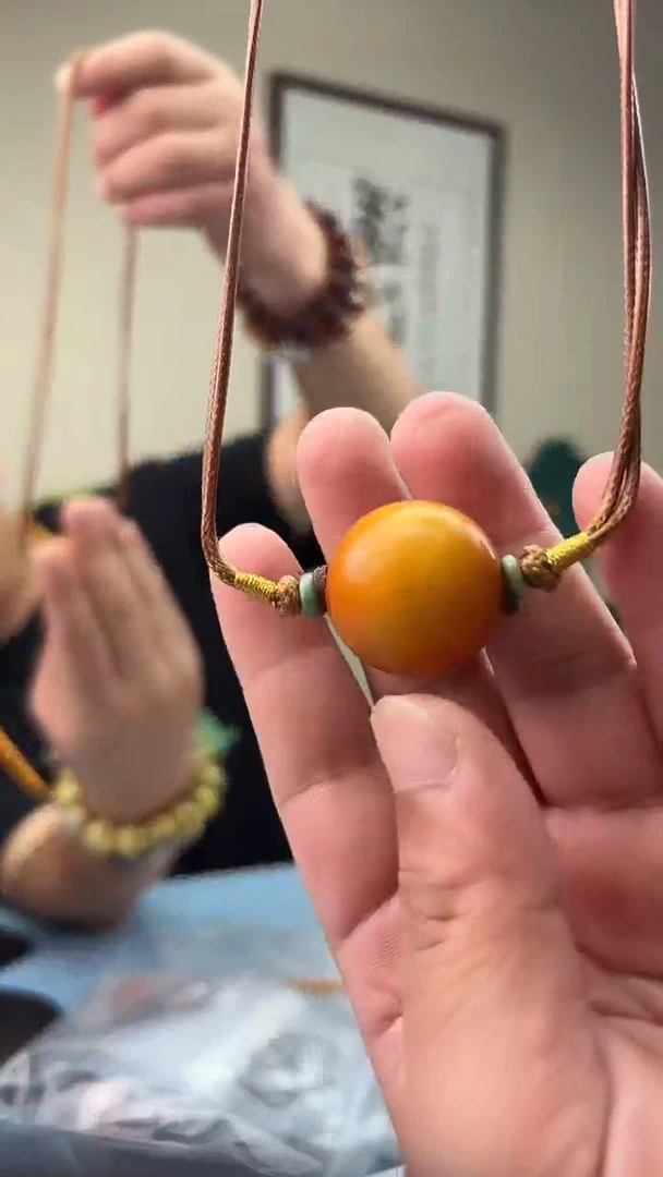 蜜蜡未镶嵌珠宝奇石H，假一罚十多样性发其一H