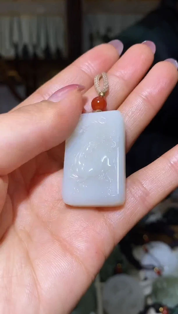 颈饰未镶嵌和田玉1