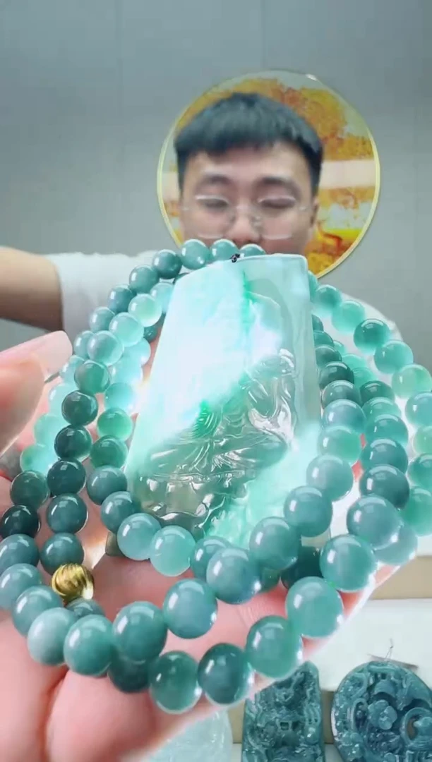 翡翠未镶嵌颈饰1111111111111