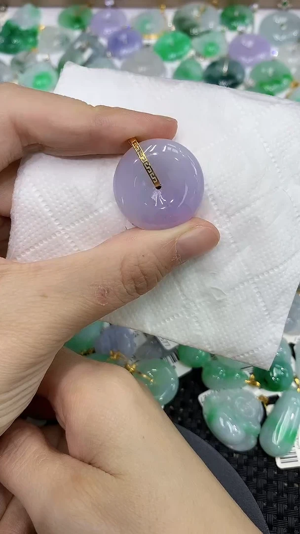 颈饰18K金镶嵌翡翠a货支持复检百元以上9元证书费自理