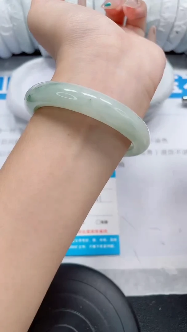 未镶嵌手镯石英质玉307-56/57