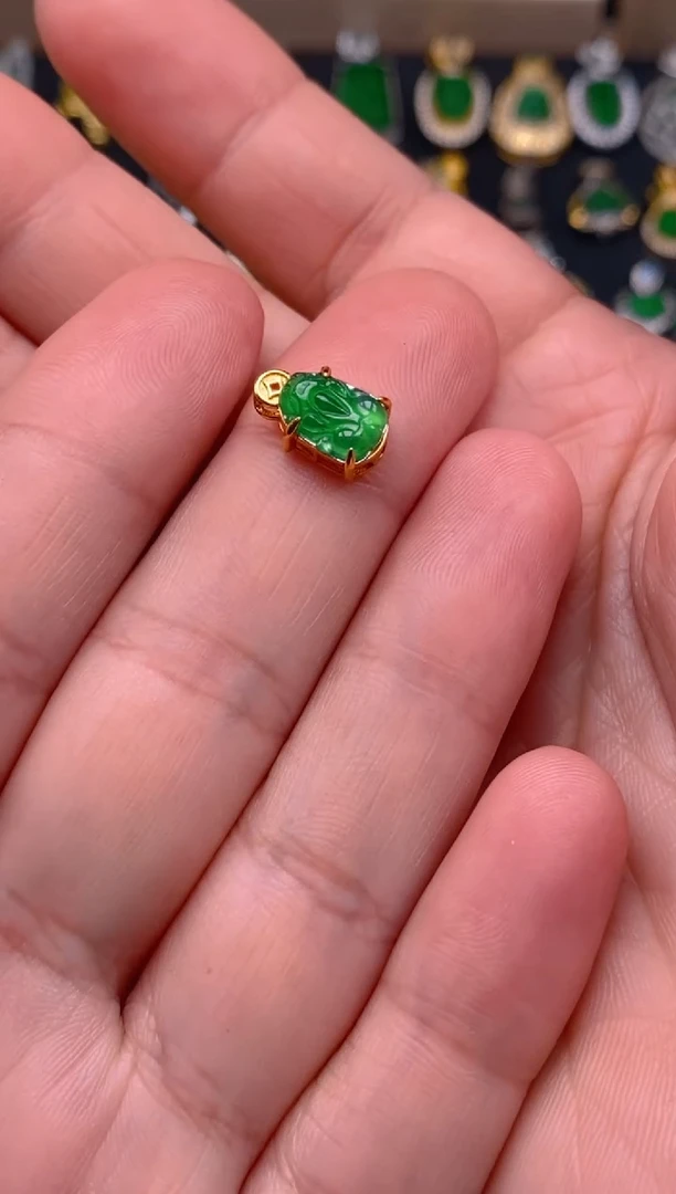 【闪购商品】翡翠颈饰银S925镶嵌貔貅