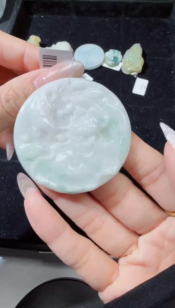 翡翠未镶嵌吊坠(不含链)荷叶鱼-49