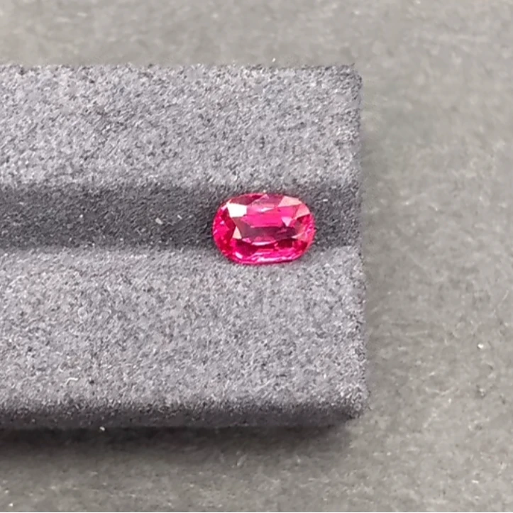 1克拉尖晶石裸石