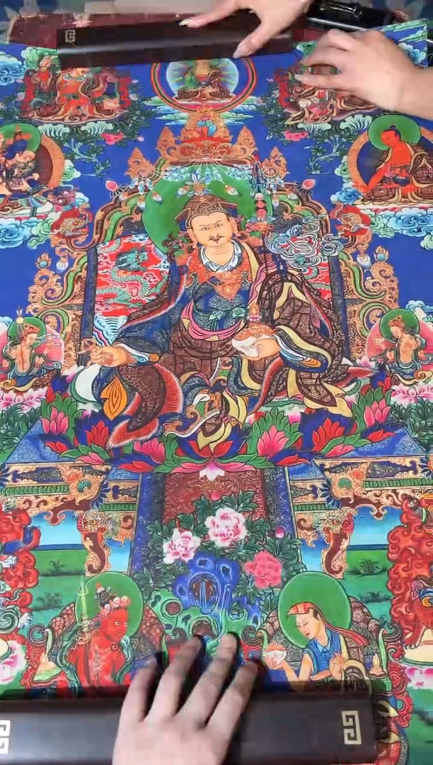 卷轴画龙妹的唐卡tk16103