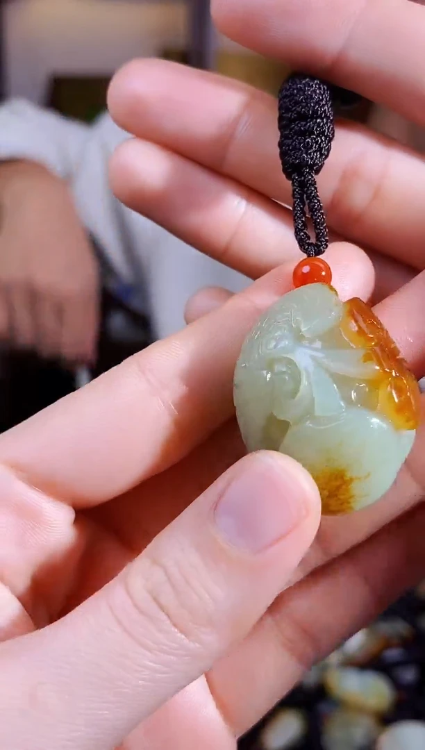 【闪购商品】和田玉颈饰未镶嵌1