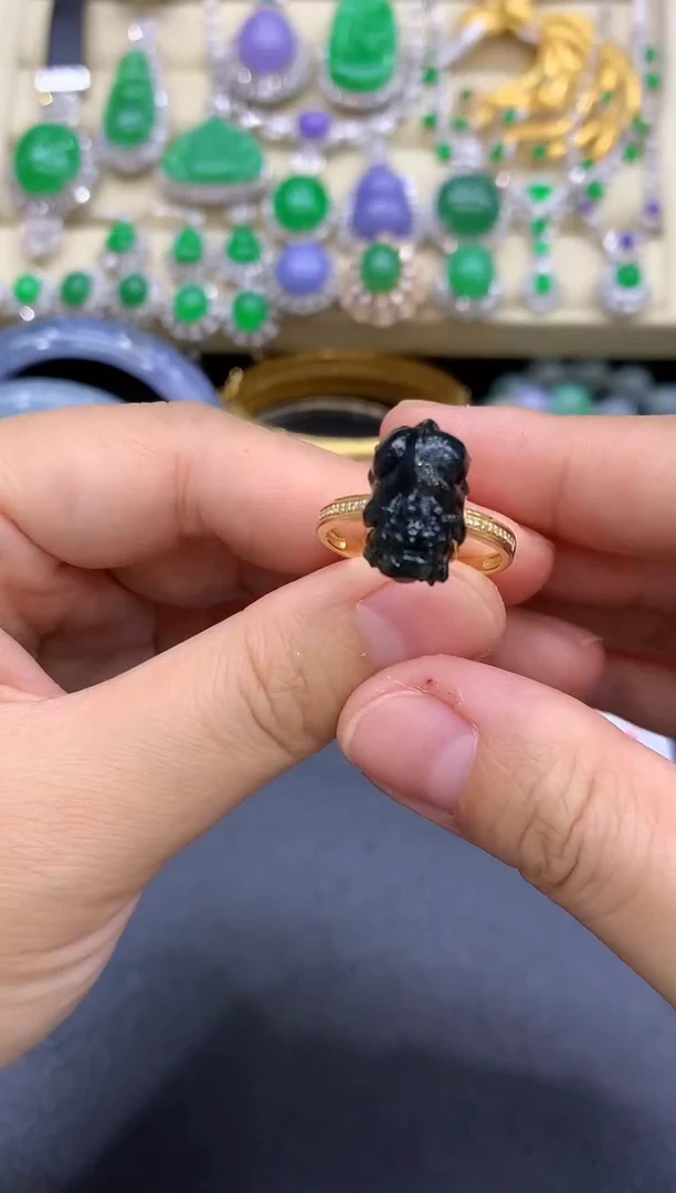 18K金镶嵌戒指翡翠170-中国好珍宝