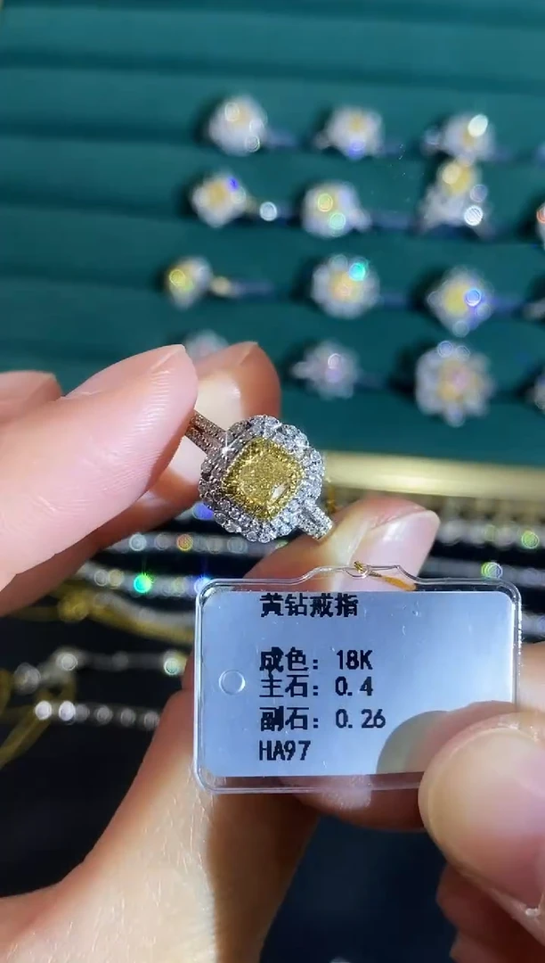 18K金镶嵌戒指钻石092