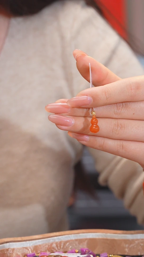 【闪购商品】南红玛瑙吊坠18K金镶嵌多样性发@@N7611