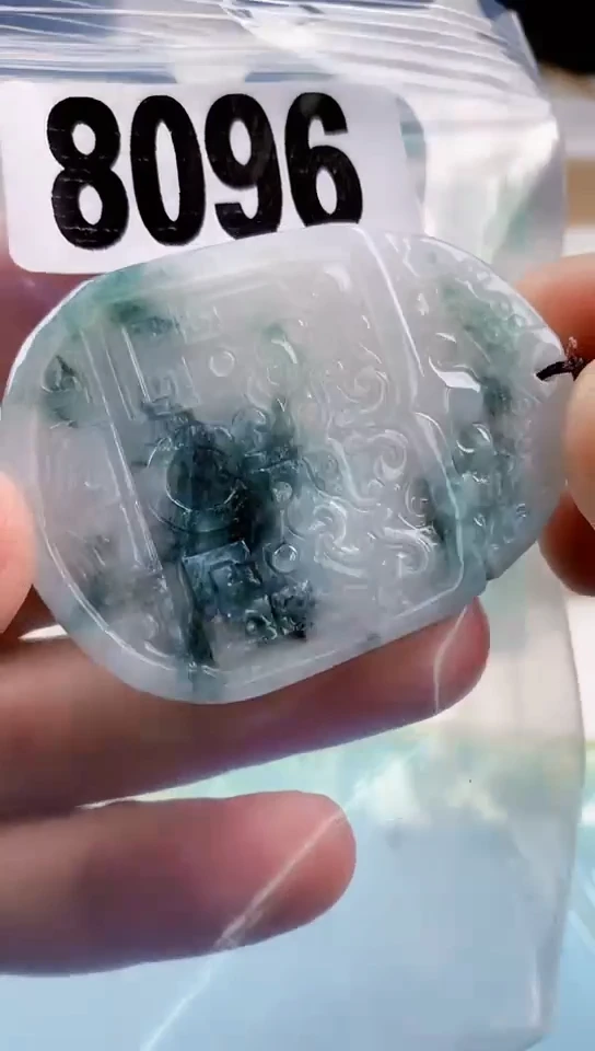【闪购商品】翡翠挂件未镶嵌天然翡翠吊坠挂件
