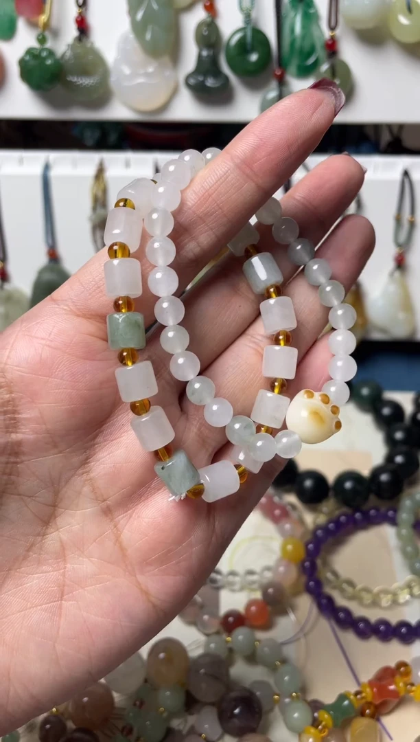 未镶嵌手串石英质玉天山翠筒珠加猫爪手串两条