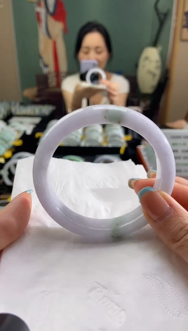 翡翠手镯未镶嵌59.3圈口t