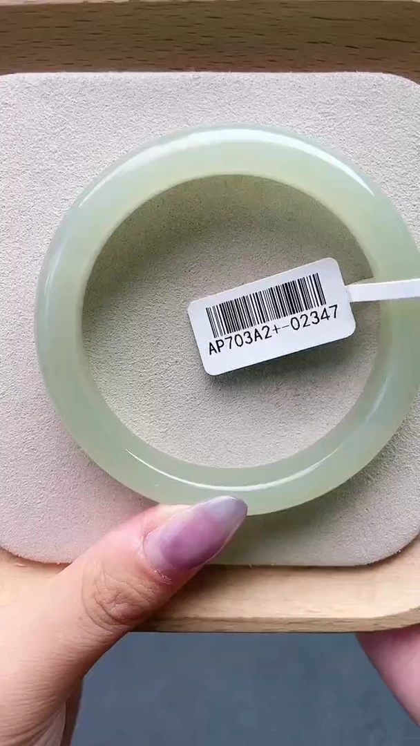 和田玉手镯未镶嵌57