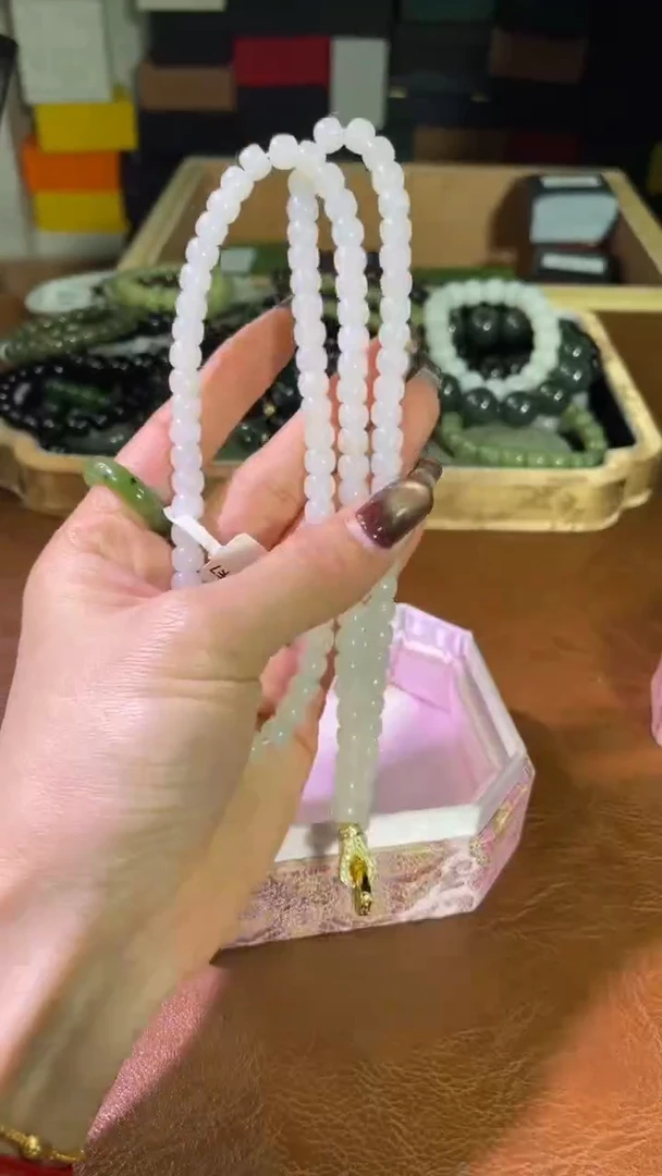 颈饰未镶嵌和田玉和田玉金扣白玉项链