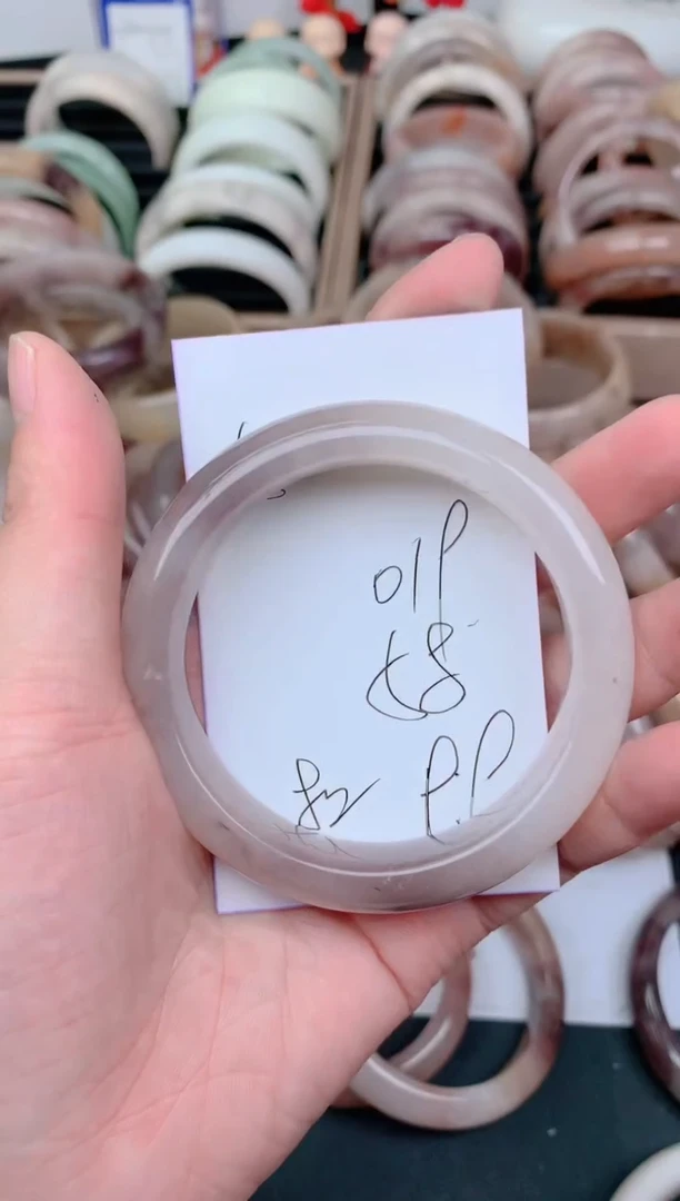 未镶嵌手镯石英质玉019